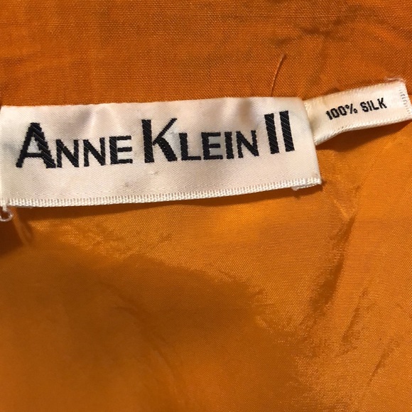 VINTAGE’80s Anne Klein II Size Medium 100% Silk Vivid Orange Longline Blazer - Picture 8 of 16